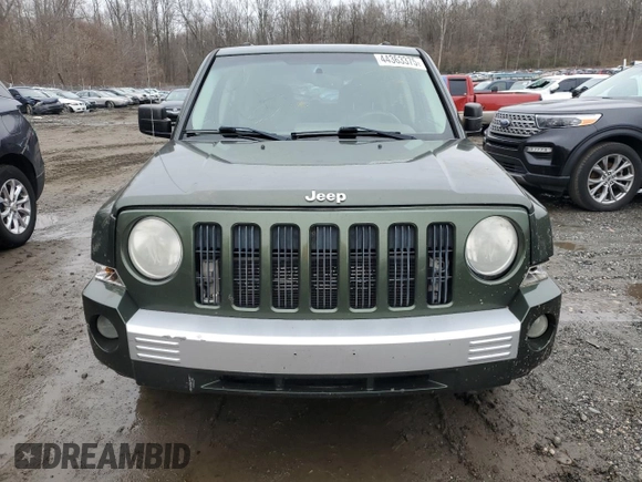 2008 Jeep Patriot Limited with VIN 1J8FT48W28D623151, listed as a Copart auction lot 44363375 with 218,930 mi miles and Salvage Title. Bid and sale history available at DreamBid. Image 5.