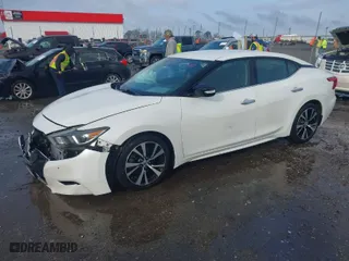 2018 Nissan Maxima SV with VIN 1N4AA6AP5JC386095, listed as a IAAI auction lot 41112752 with 164,596 mi miles. Bid and sale history available at carsss.com. Image 2.