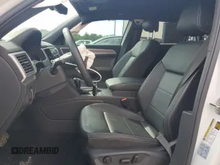 2021 Volkswagen Atlas SE z VIN 1V2DC2CA4MC205249, wystawiony jako Copart lot #52105575 z przebiegiem 54 134 mil mil oraz Szkoda całkowita • Salvage title. Historia ofert i sprzedaży dostępna na DreamBid. Obrazek 7.