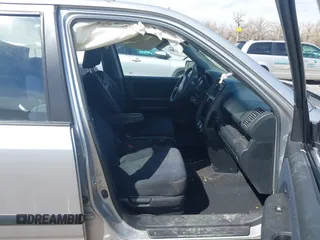 2006 Honda CR-V LX with VIN JHLRD785X6C057434, listed as a IAAI auction lot 41881971 with 210,658 mi miles and . Bid and sale history available at carsss.com. Image 5.