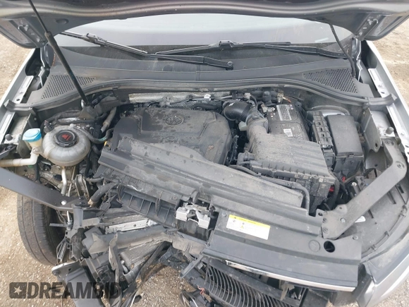 2022 Volkswagen Tiguan SE R-Line Black with VIN 3VV8B7AX7NM030703, listed as a IAAI auction lot 42135974 with 57,116 mi miles and . Bid and sale history available at DreamBid. Image 10.