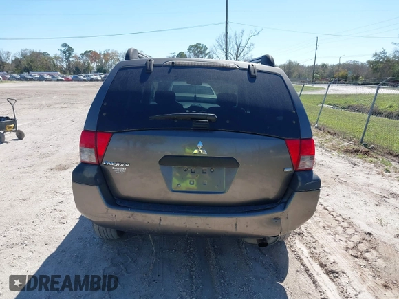 2005 Mitsubishi Endeavor LS with VIN 4A4MM21S65E016756, listed as a IAAI auction lot 41527970 with 168,913 mi miles. Bid and sale history available at carsss.com. Image 6.