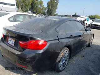 2017 BMW 4 Series 430i z VIN WBA4F7C30HG787546, wystawiony jako IAAI lot #42425058 z przebiegiem 87 507 mil mil oraz . Historia ofert i sprzedaży dostępna na DreamBid. Obrazek 4.