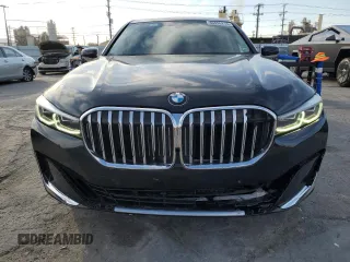 2020 BMW 7 Series 740i with VIN WBA7T2C01LGL17386, listed as a Copart auction lot 49496215 with 44,801 mi miles and Salvage title. Bid and sale history available at DreamBid. Image 5.