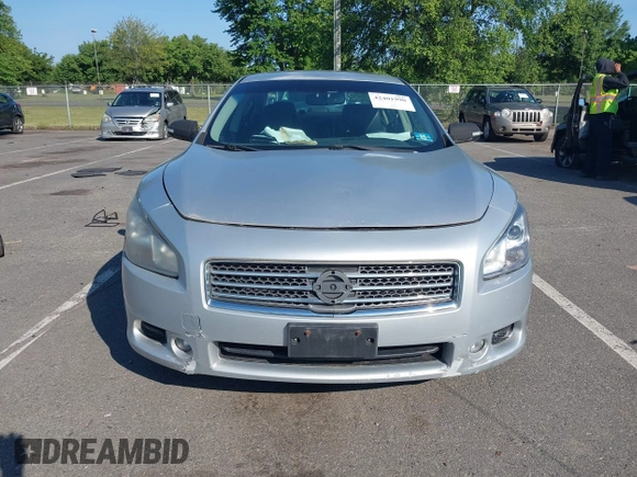 2009 Nissan Maxima SV with VIN 1N4AA51E59C801646, listed as a IAAI auction lot 42401990 with 115,532 mi miles and . Bid and sale history available at DreamBid. Image 6.