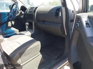 2008 Nissan Pathfinder LE with VIN 5N1AR18B98C624083, listed as a IAAI auction lot 42069981 with 163,678 mi miles. Bid and sale history available at carsss.com. Image 5.