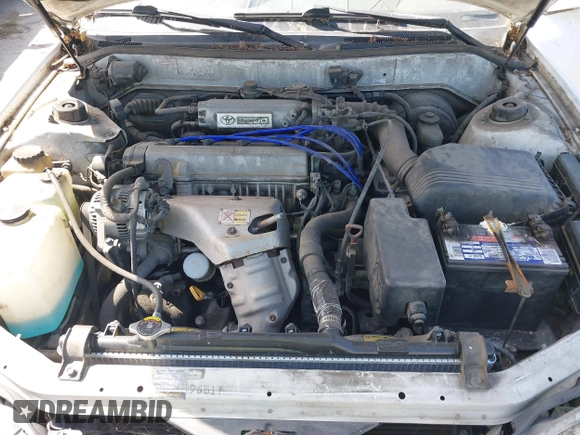 1993 Toyota Camry LE z VIN JT2SK12E0P0143650, wystawiony jako IAAI lot #42345181 z przebiegiem 264 350 mil mil oraz . Historia ofert i sprzedaży dostępna na DreamBid. Obrazek 10.