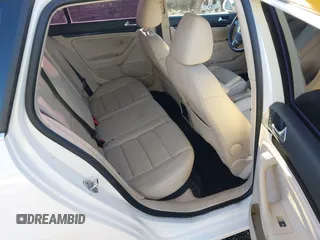 2014 Volkswagen Jetta TDI with VIN 3VWPL7AJ4EM601001, listed as a IAAI auction lot 41673953 with 118,644 mi miles and . Bid and sale history available at DreamBid. Image 8.