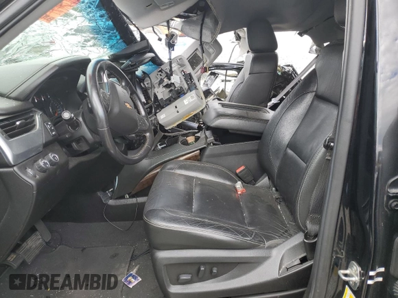 2019 Chevrolet Suburban LT with VIN 1GNSKHKC6KR202548, listed as a Copart auction lot 60195714 with 156,087 mi miles and Salvage Title. Bid and sale history available at DreamBid. Image 7.