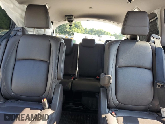 2018 Honda Odyssey Elite with VIN 5FNRL6H95JB062033, listed as a Copart auction lot 63732915 with 105,234 mi miles and Salvage title. Bid and sale history available at DreamBid. Image 10.