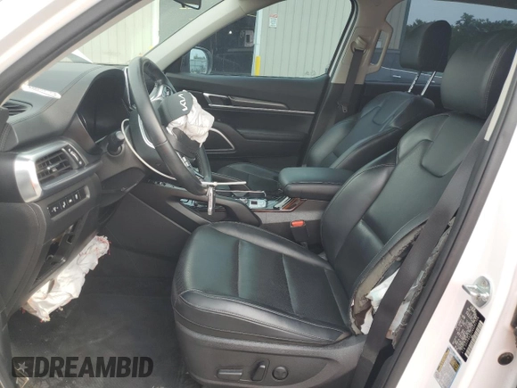 2022 Kia Telluride S z VIN 5XYP6DHC2NG241756, wystawiony jako Copart lot #64238145 z przebiegiem 44 779 mil mil oraz Szkoda całkowita • Salvage title. Historia ofert i sprzedaży dostępna na DreamBid. Obrazek 7.