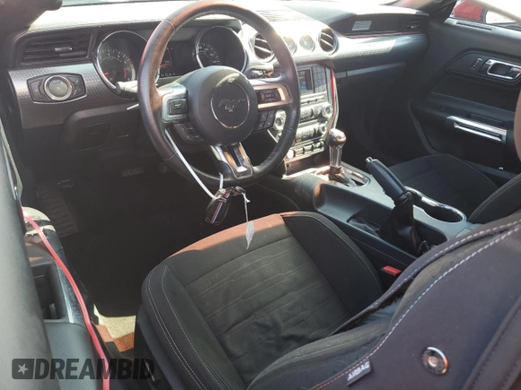 2017 Ford Mustang EcoBoost z VIN 1FA6P8TH9H5249388, wystawiony jako Copart lot #56068745 z przebiegiem 55 750 mil mil oraz Szkoda całkowita • Salvage title. Historia ofert i sprzedaży dostępna na DreamBid. Obrazek 8.