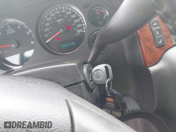 2008 Chevrolet Avalanche 2LT with VIN 3GNFK12388G232779, listed as a IAAI auction lot 42461591 with 260,221 mi miles and . Bid and sale history available at DreamBid. Image 11.
