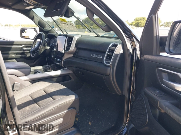2022 Ram 1500 Big Horn with VIN 1C6SRFFT1NN220669, listed as a IAAI auction lot 41483598 with 1 mi miles. Bid and sale history available at carsss.com. Image 5.