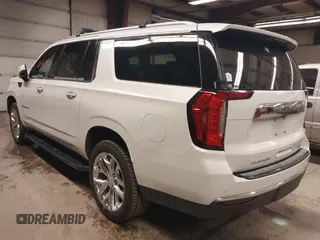 2021 GMC Yukon XL SLT with VIN 1GKS2GKD2MR428489, listed as a IAAI auction lot 41516581 with 69,472 mi miles. Bid and sale history available at carsss.com. Image 3.