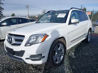 2014 Mercedes-Benz GLK-Class GLK 350 with VIN WDCGG8JB5EG317709, listed as a IAAI auction lot 41490046 with 122,349 mi miles. Bid and sale history available at carsss.com. Image 17.
