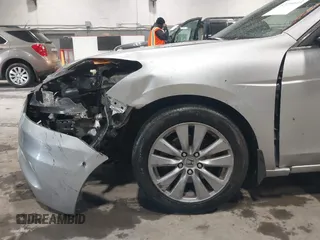 2012 Honda Accord EX-L z VIN 1HGCP3F85CA009624, wystawiony jako IAAI lot #42198643 z przebiegiem 85 790 mil mil oraz . Historia ofert i sprzedaży dostępna na DreamBid. Obrazek 6.