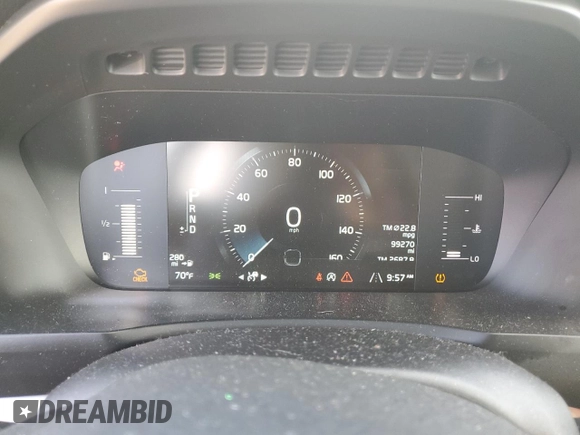 2018 Volvo XC90 Momentum with VIN YV4102CK2J1383204, listed as a Copart auction lot 48770655 with 99,270 mi miles and Salvage Title. Bid and sale history available at carsss.com. Image 9.