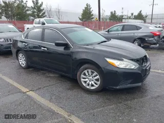 2016 Nissan Altima 2.5 S with VIN 1N4AL3AP7GN307239, listed as a IAAI auction lot 41812966 with 112,655 mi miles. Bid and sale history available at carsss.com. Image 1.