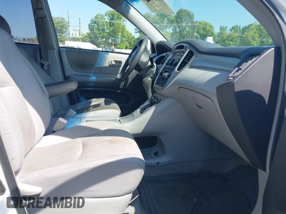 2006 Toyota Highlander with VIN JTEGD21A860141215, listed as a IAAI auction lot 42571223 with Not provided miles and . Bid and sale history available at DreamBid. Image 5.