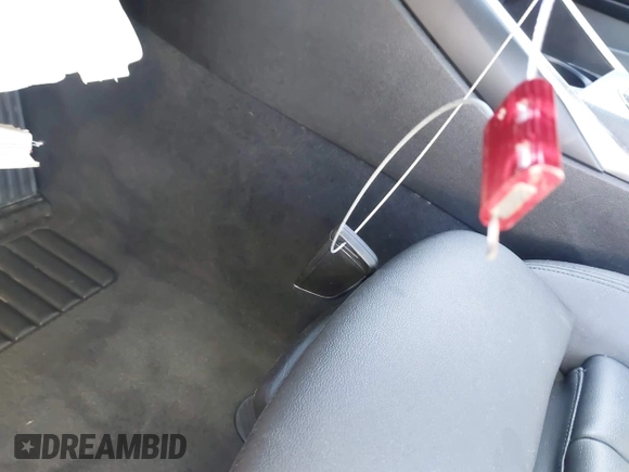 2021 BMW 4 Series 430i with VIN WBA53AP06MCG36919, listed as a IAAI auction lot 41863554 with 33,556 mi miles and . Bid and sale history available at DreamBid. Image 11.