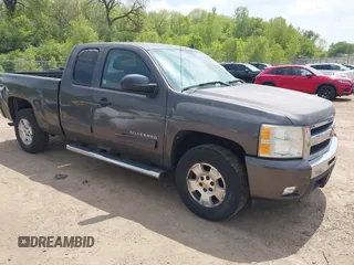 2011 Chevrolet Silverado 1500 LT with VIN 1GCRCSE02BZ353972, listed as a IAAI auction lot 42267520 with 164,257 mi miles and . Bid and sale history available at DreamBid. Image 1.