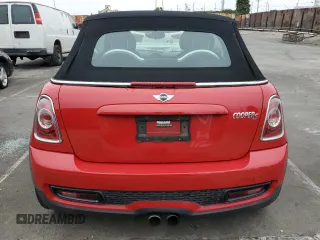 2012 MINI Convertible S z VIN WMWZP3C56CT249799, wystawiony jako Copart lot #59983605 z przebiegiem 66 756 mil mil oraz Czysty tytuł • Clean title. Historia ofert i sprzedaży dostępna na DreamBid. Obrazek 6.