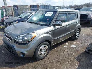 2013 Kia Soul with VIN KNDJT2A54D7584952, listed as a IAAI auction lot 41788096 with 166,771 mi miles. Bid and sale history available at carsss.com. Image 2.