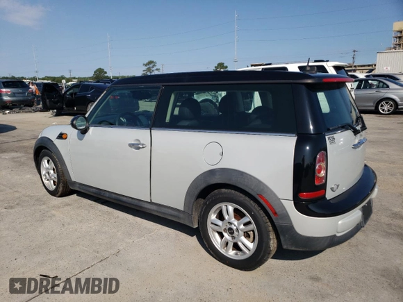 2013 MINI Clubman z VIN WMWZF3C50DT489385, wystawiony jako Copart lot #55945825 z przebiegiem 96 607 mil mil oraz Szkoda całkowita • Salvage title. Historia ofert i sprzedaży dostępna na DreamBid. Obrazek 2.
