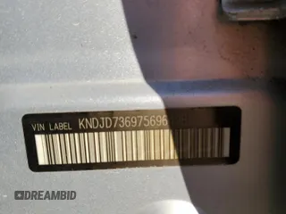 2007 Kia Sorento LX z VIN KNDJD736975696498, wystawiony jako Copart lot #85933984 z przebiegiem 116 434 mil mil oraz Szkoda całkowita • Salvage title. Historia ofert i sprzedaży dostępna na DreamBid. Obrazek 13.
