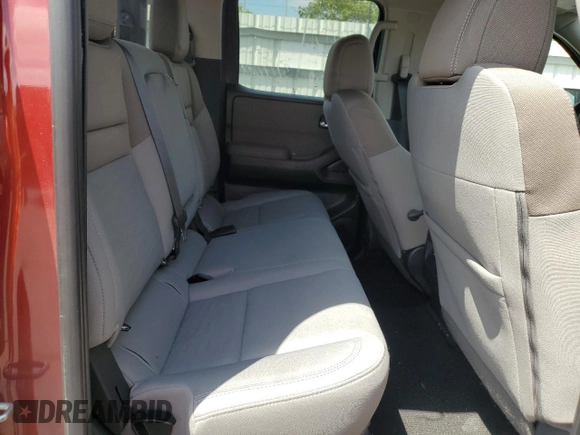 2022 Nissan Frontier SV z VIN 1N6ED1EJ4NN626305, wystawiony jako Copart lot #52002845 z przebiegiem 67 208 mil mil oraz Szkoda całkowita • Salvage title. Historia ofert i sprzedaży dostępna na DreamBid. Obrazek 10.