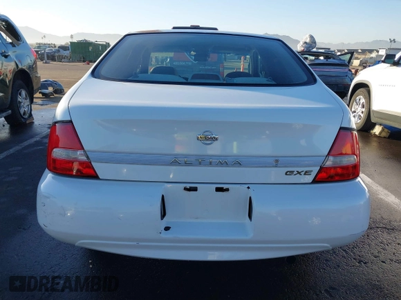 2001 Nissan Altima GXE with VIN 1N4DL01D21C180419, listed as a IAAI auction lot 41139804 with 160,648 mi miles. Bid and sale history available at carsss.com. Image 16.