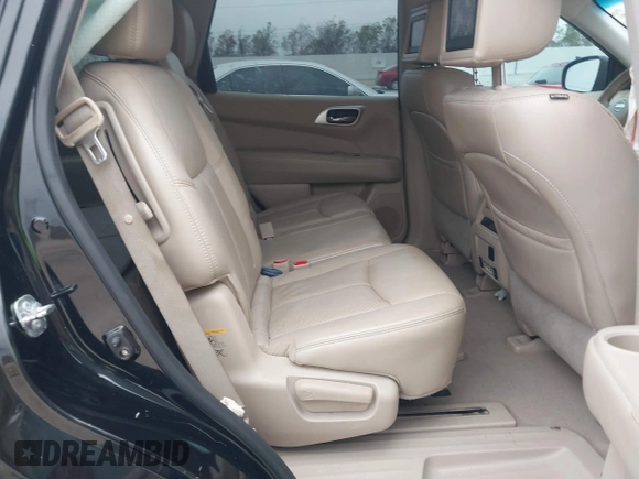 2014 Nissan Pathfinder Platinum z VIN 5N1AR2MN0EC619145, wystawiony jako IAAI lot #41032657 z przebiegiem 148 405 mil mil oraz . Historia ofert i sprzedaży dostępna na DreamBid. Obrazek 8.