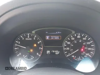 2015 Nissan Altima 2.5 z VIN 1N4AL3AP9FC195019, wystawiony jako IAAI lot #42315205 z przebiegiem 176 402 mil mil oraz . Historia ofert i sprzedaży dostępna na DreamBid. Obrazek 7.