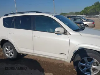 2009 Toyota RAV4 Limited with VIN 2T3BK31V39W004339, listed as a IAAI auction lot 42634719 with 166,218 mi miles and . Bid and sale history available at DreamBid. Image 14.