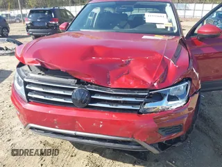 2019 Volkswagen Tiguan S с VIN 3VV0B7AX6KM095423, выставлен на аукционе IAAI как лот 41933684 с пробегом 82 615 миль миль и . История ставок и продаж доступна на DreamBid. Изображение 6.