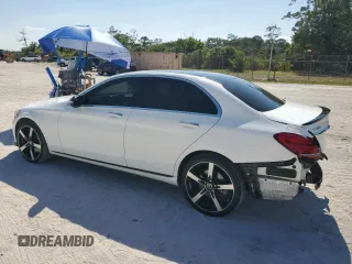 2015 Mercedes-Benz C-Class C 300 Luxury with VIN 55SWF4KB2FU070364, listed as a Copart auction lot 53535355 with 58,568 mi miles and Salvage Title. Bid and sale history available at carsss.com. Image 2.