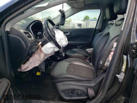 2020 Jeep Compass Latitude с VIN 3C4NJDBB7LT135136, выставлен на аукционе Copart как лот 55781885 с пробегом 54 830 миль миль и Списание • Salvage title. История ставок и продаж доступна на DreamBid. Изображение 7.