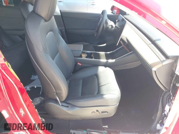 2020 Tesla Model Y Long Range with VIN 5YJYGDEE0LF029496, listed as a IAAI auction lot 41977695 with 47,958 mi miles and . Bid and sale history available at DreamBid. Image 5.