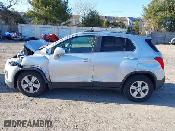 2016 Chevrolet Trax LT z VIN 3GNCJLSB7GL162268, wystawiony jako IAAI lot #41753118 z przebiegiem 123 599 mil mil oraz . Historia ofert i sprzedaży dostępna na DreamBid. Obrazek 14.