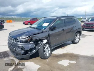 2023 Jeep Compass Latitude Lux с VIN 3C4NJDFN4PT513651, выставлен на аукционе IAAI как лот 40245254 с пробегом 3 545 миль миль и . История ставок и продаж доступна на DreamBid. Изображение 2.