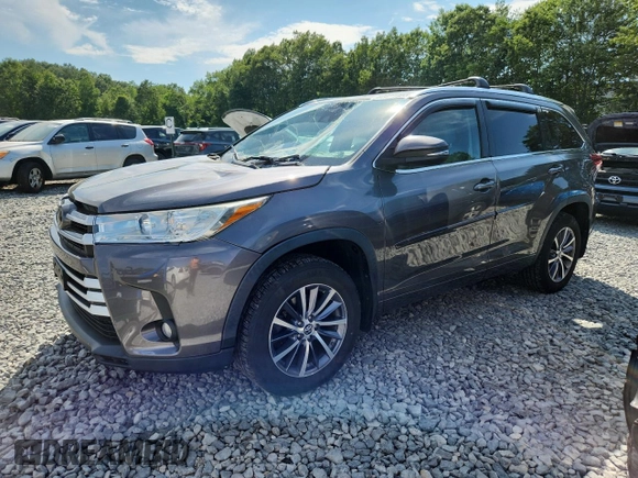 2017 Toyota Highlander XLE with VIN 5TDJZRFH7HS468912, listed as a Copart auction lot 62821955 with 79,331 mi miles and Salvage title. Bid and sale history available at DreamBid. Image 1.