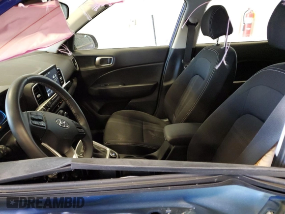 2024 Hyundai Venue SEL with VIN KMHRC8A30RU331698, listed as a Copart auction lot 44720575 with 661 mi miles and Salvage title. Bid and sale history available at DreamBid. Image 7.