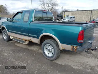 1997 Ford F-150 XL with VIN 1FTDX18WXVNB82554, listed as a IAAI auction lot 41821547 with 236,735 mi miles. Bid and sale history available at carsss.com. Image 3.
