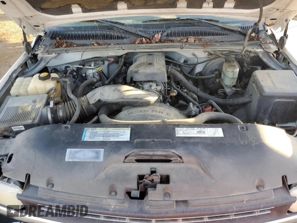 2000 Chevrolet Silverado 1500 with VIN 2GCEC19V6Y1333885, listed as a Copart auction lot 80429544 with 193,714 mi miles and Salvage Title. Bid and sale history available at carsss.com. Image 11.