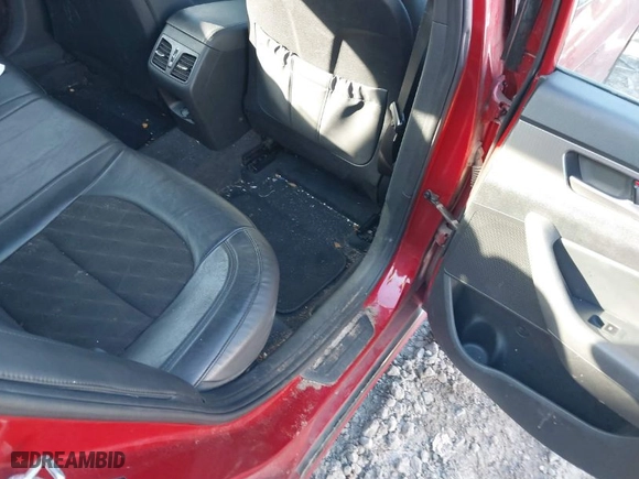 2019 Hyundai Sonata Sport with VIN 5NPE34AFXKH736229, listed as a IAAI auction lot 41355059 with 116,236 mi miles. Bid and sale history available at carsss.com. Image 8.