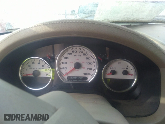 2004 Ford F-150 XLT with VIN 1FTPW12534KB76434, listed as a IAAI auction lot 42286314 with 291,902 mi miles and . Bid and sale history available at DreamBid. Image 7.