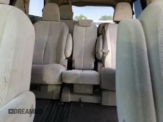 2011 Toyota Sienna LE AAS with VIN 5TDKK3DCXBS133891, listed as a Copart auction lot 55471475 with 132,676 mi miles and Clean Title. Bid and sale history available at carsss.com. Image 10.