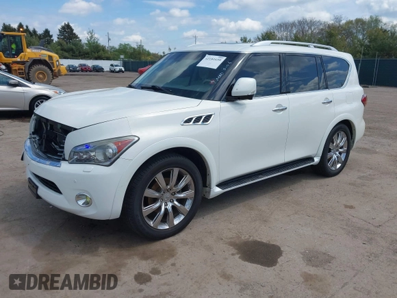 2013 Infiniti QX56 z VIN JN8AZ2NE1D9042676, wystawiony jako IAAI lot #42181659 z przebiegiem 113 454 mil mil oraz . Historia ofert i sprzedaży dostępna na DreamBid. Obrazek 17.