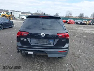 2020 Volkswagen Tiguan S with VIN 3VV0B7AX4LM043693, listed as a IAAI auction lot 41744269 with 87,758 mi miles. Bid and sale history available at carsss.com. Image 17.
